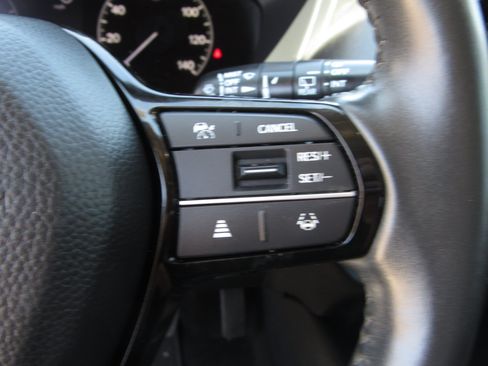 Certified 2024 Honda HR-V EX-L image 26