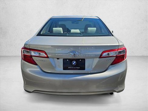 Used 2014 Toyota Camry LE FWD image 7