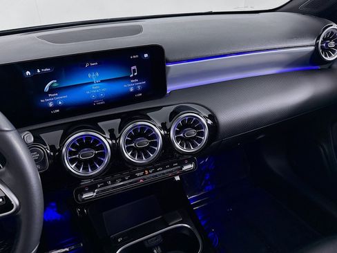 Certified 2022 Mercedes-Benz A 220 image 20