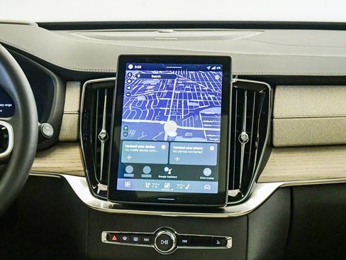 New 2026 Volvo XC90 T8 Ultra w/ Protection Package Premier AWD/4WD image 14
