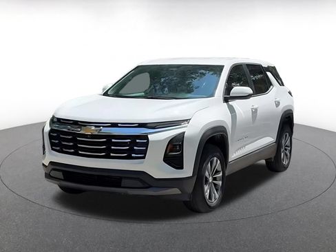 Used 2025 Chevrolet Equinox LT FWD image 7
