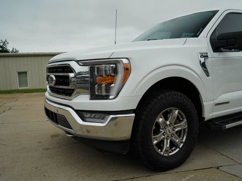 Used 2021 Ford F150 XLT w/ Equipment Group 302A High AWD/4WD image 17