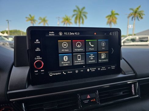 Used 2024 Honda Pilot Touring image 20