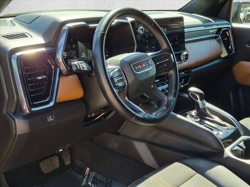 Used 2024 GMC Canyon AT4 w/ Technology Package AWD/4WD image 9