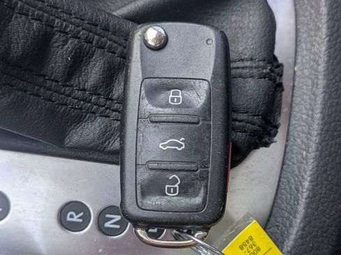 Used 2014 Volkswagen Jetta SE FWD image 30