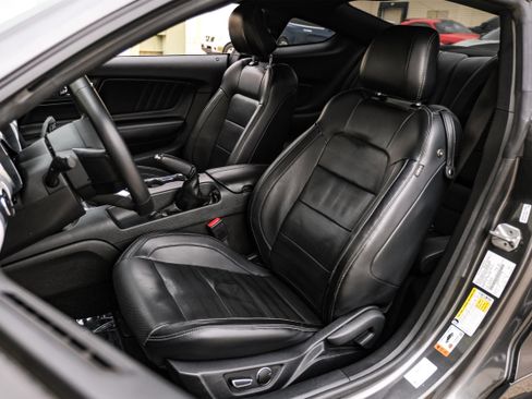 Used 2015 Ford Mustang GT Premium w/ Equipment Group 401A image 30