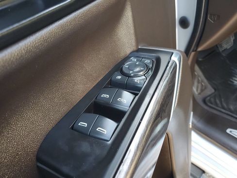 Used 2021 Chevrolet Silverado 1500 LTZ w/ Safety Package II AWD/4WD image 19