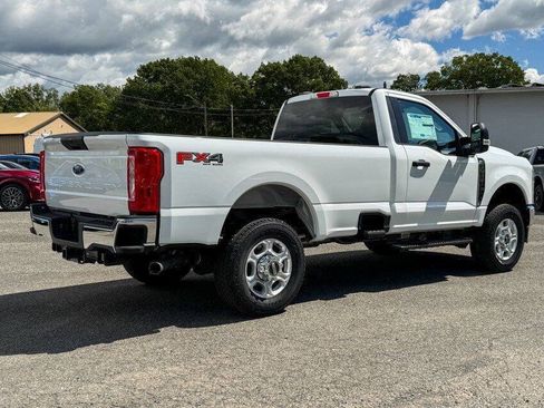 Used 2026 Ford F350 XLT w/ FX4 Off-Road Package AWD/4WD image 3