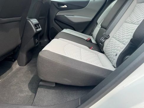 Used 2020 Chevrolet Equinox LS FWD image 7