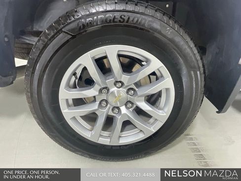 Used 2021 Chevrolet Silverado 1500 LT AWD/4WD image 10