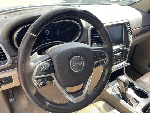 Used 2016 Jeep Grand Cherokee Overland w/ Advanced Technology Group RWD image 35