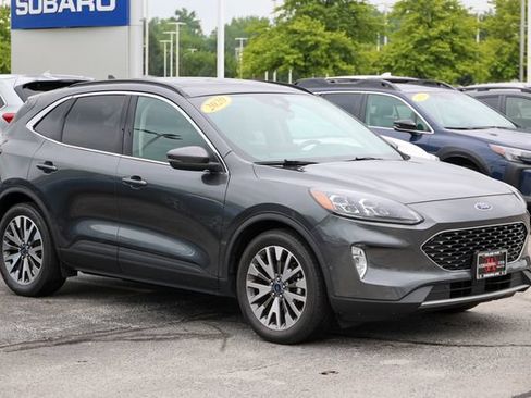 Used 2020 Ford Escape Titanium FWD image 30
