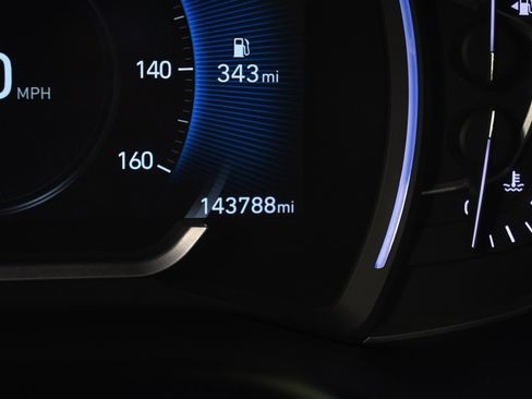 Used 2020 Hyundai Santa Fe SEL w/ Convenience + Premium Package image 21