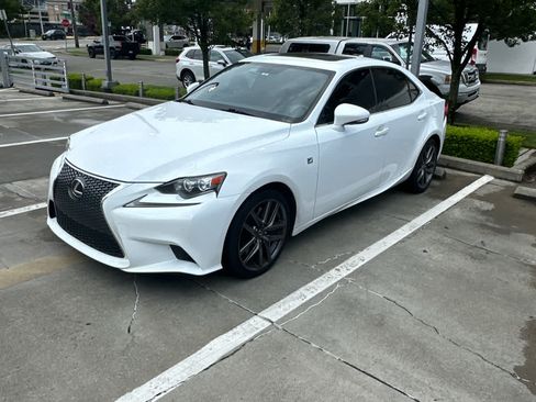 Used 2015 Lexus IS 350 w/ F-Sport Package RWD image 2