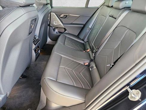 New 2026 BMW 530i image 15