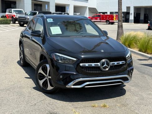 Used 2025 Mercedes-Benz GLA 250 4MATIC image 2