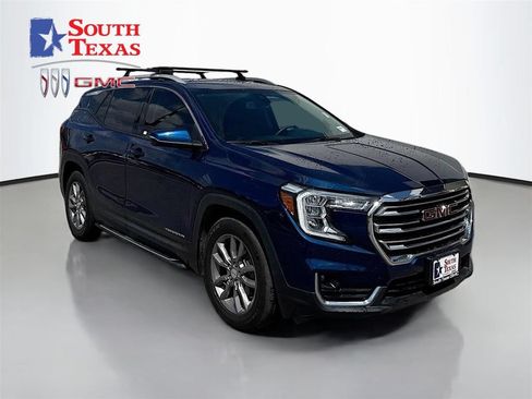 Used 2022 GMC Terrain SLT w/ LPO, 'HIT The Road' Package FWD image 1