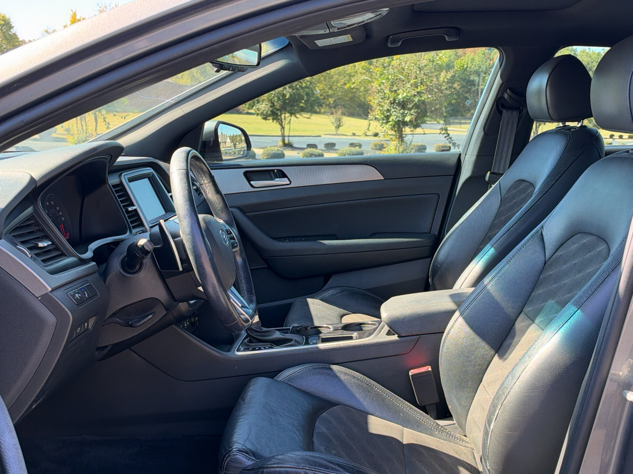Used 2018 Hyundai Sonata Sport FWD image 12