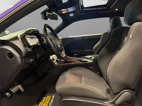 Used 2019 Dodge Challenger R/T Scat Pack RWD image 18
