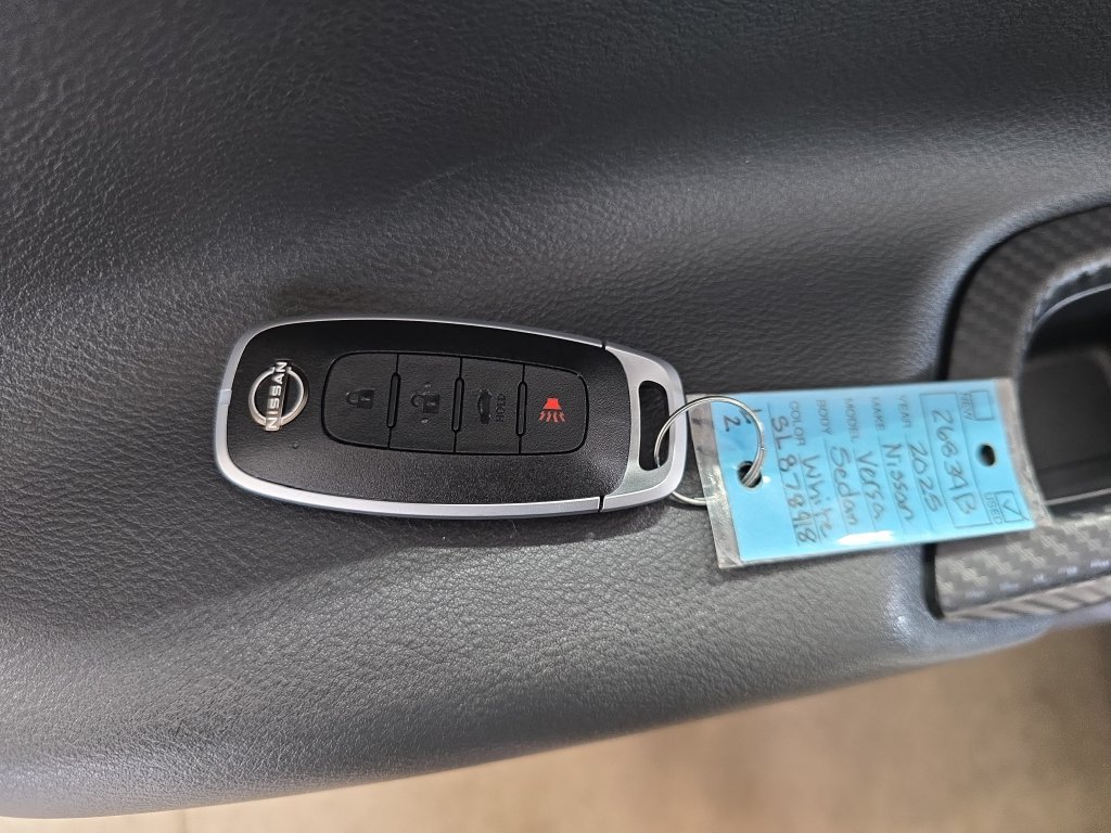 Used 2025 Nissan Versa SV w/ Trunk Package FWD image 31
