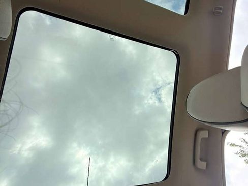 Used 2014 Lincoln MKX AWD w/ Equipment Group 102A image 16