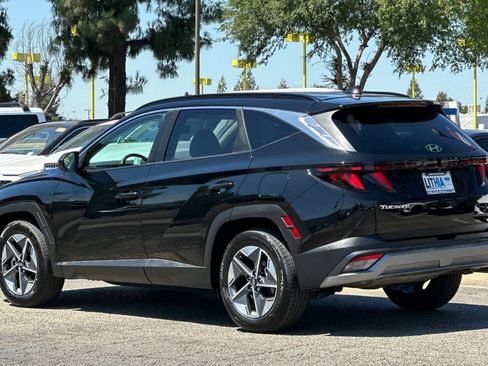 Used 2025 Hyundai Tucson SEL FWD image 7