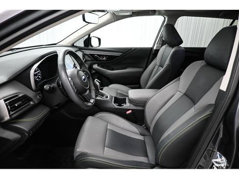 Used 2025 Subaru Outback Onyx Edition AWD/4WD image 33