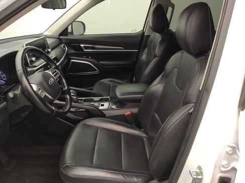 Used 2021 Kia Telluride LX FWD image 17