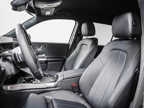 Certified 2025 Mercedes-Benz EQB 250+ image 10