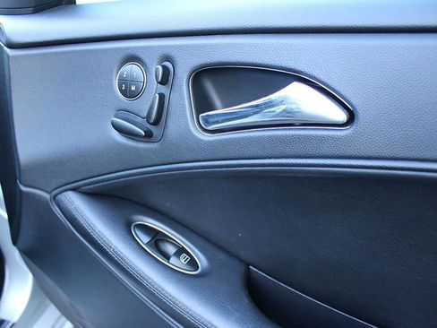 Used 2007 Mercedes-Benz CLS 63 AMG w/ P2 Pkg image 21