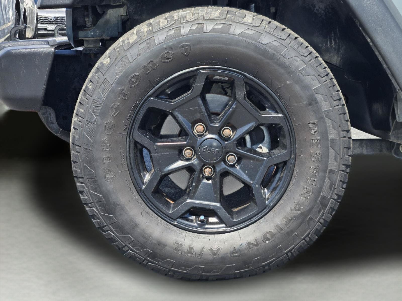 Used 2015 Jeep Wrangler Unlimited Sport w/ Quick Order Package 24S AWD/4WD image 11