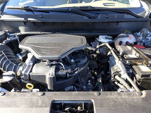 Certified 2024 Cadillac XT6 Sport w/ Platinum Package image 30