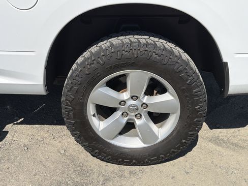 Used 2015 RAM 1500 Express AWD/4WD image 13