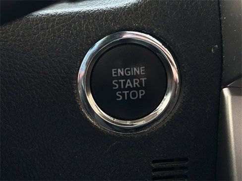 Used 2020 Toyota 4Runner image 20