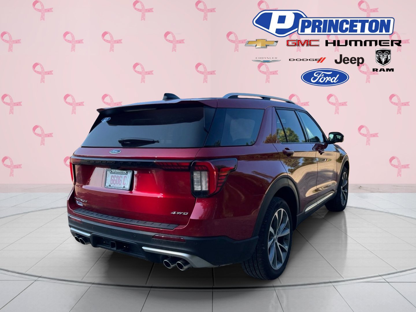 Used 2025 Ford Explorer Platinum w/ Ultimate Package AWD/4WD image 7