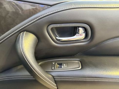 Used 2024 INFINITI QX80 Luxe image 15
