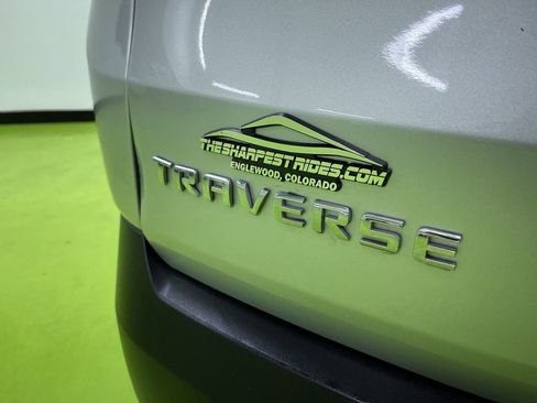 Used 2022 Chevrolet Traverse LS image 13