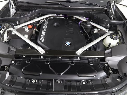 Used 2023 BMW X7 xDrive40i w/ M Sport Package image 62