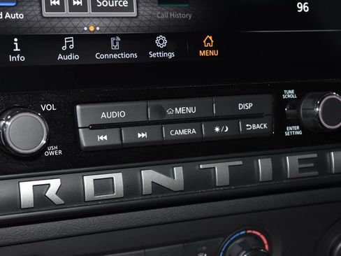 Certified 2025 Nissan Frontier SV AWD/4WD image 11
