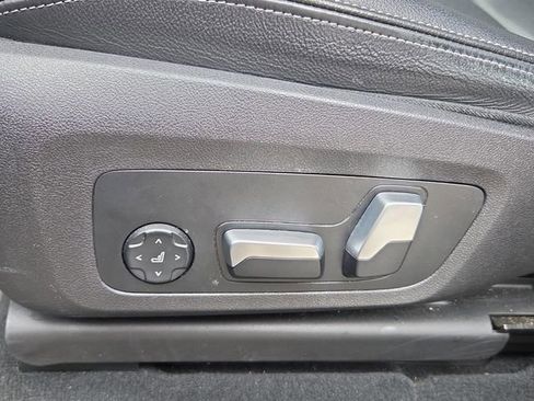 Used 2022 BMW X3 xDrive30i w/ Convenience Package AWD/4WD image 12