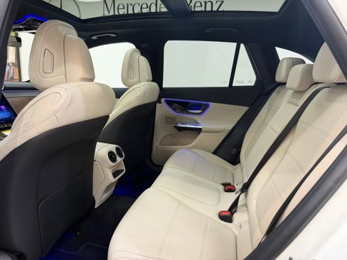 Certified 2026 Mercedes-Benz GLC 300 4MATIC image 9