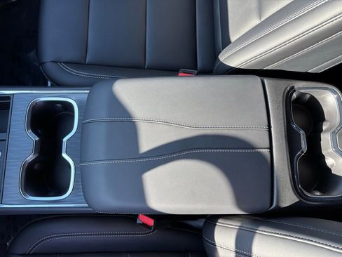 New 2026 GMC Acadia Elevation w/ Super Cruise Package AWD/4WD image 16