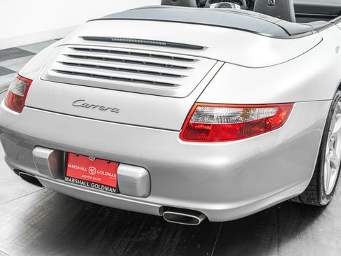 Used 2005 Porsche 911 Carrera RWD image 35