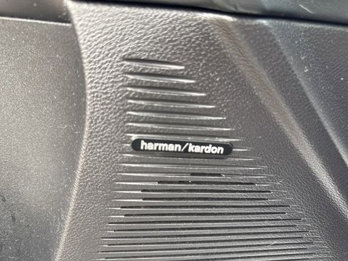 Used 2021 Dodge Challenger GT w/ Plus Package image 8