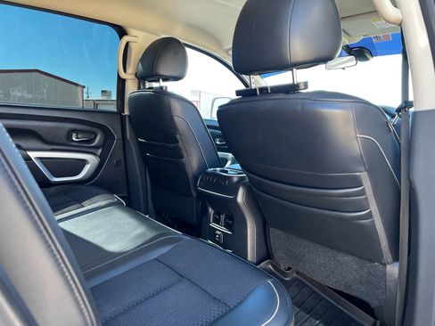 Used 2017 Nissan Titan PRO-4X image 13
