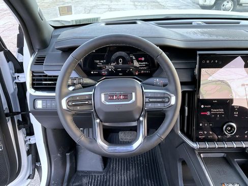 New 2026 GMC Acadia Elevation w/ Black Edition AWD/4WD image 11