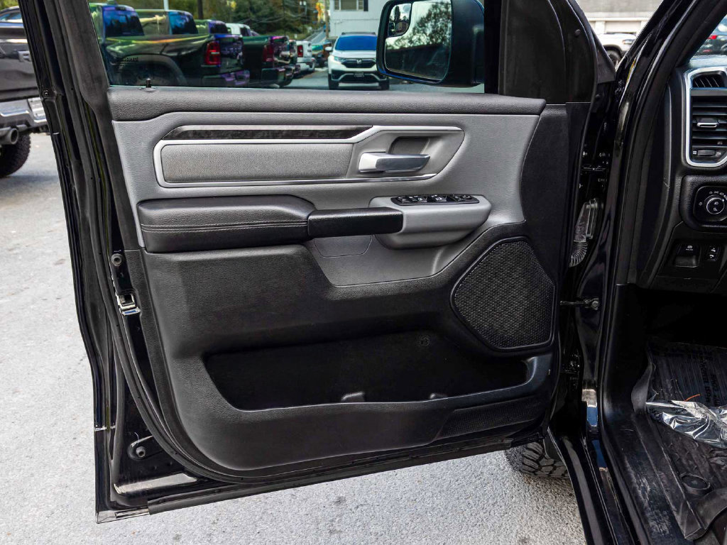 Used 2021 RAM 1500 Big Horn AWD/4WD image 11