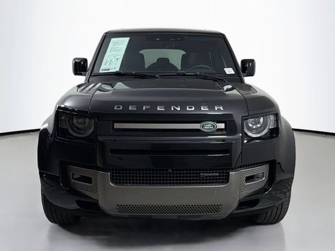 Used 2023 Land Rover Defender 110 X-Dynamic SE AWD/4WD image 2
