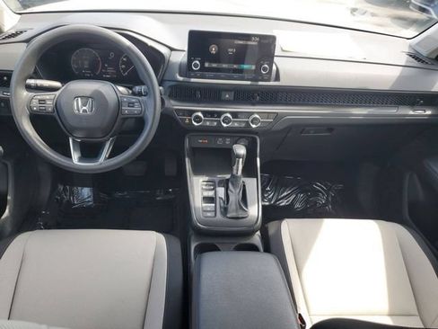 Used 2024 Honda CR-V EX image 3