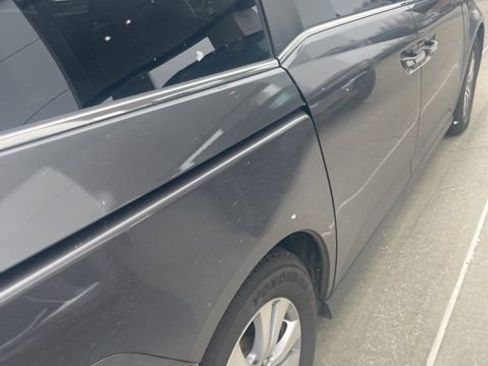 Used 2016 Honda Odyssey SE image 7